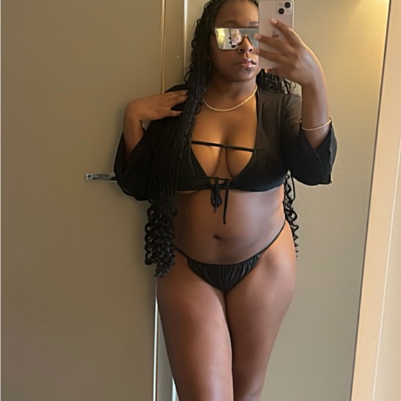 Elegant Black Sheer Women's Swim Set - Picture 2 of 4